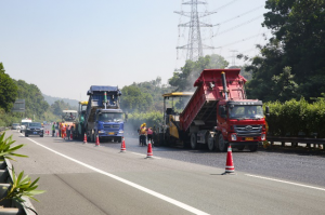 快易通！高遠公司養(yǎng)護新技術應用在廣河高速